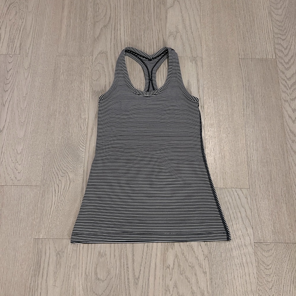 Lululemon tank tee